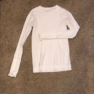 Long sleeve lululemon shirt